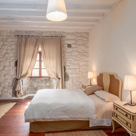 Casona Valle De Soba Regules Eksteriør billede