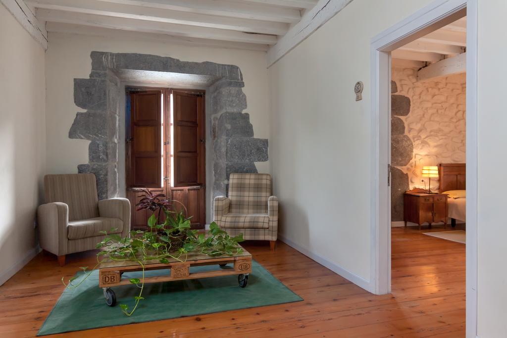 Casona Valle De Soba Regules Eksteriør billede