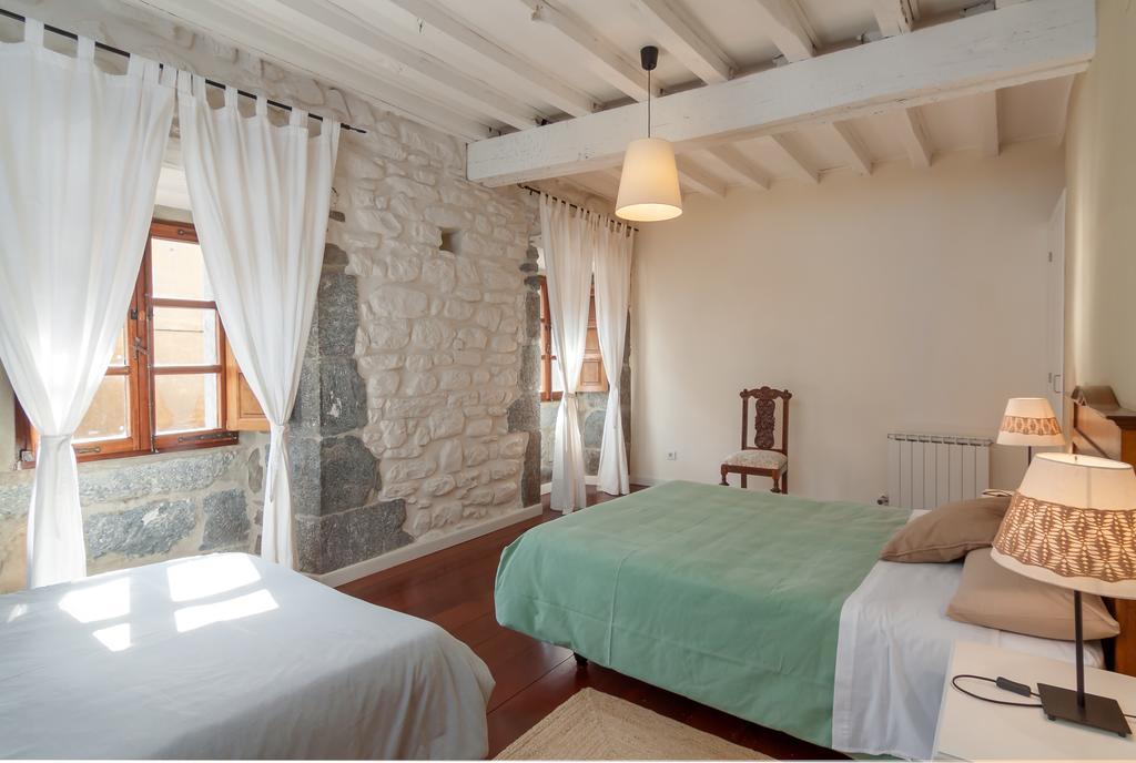 Casona Valle De Soba Regules Eksteriør billede